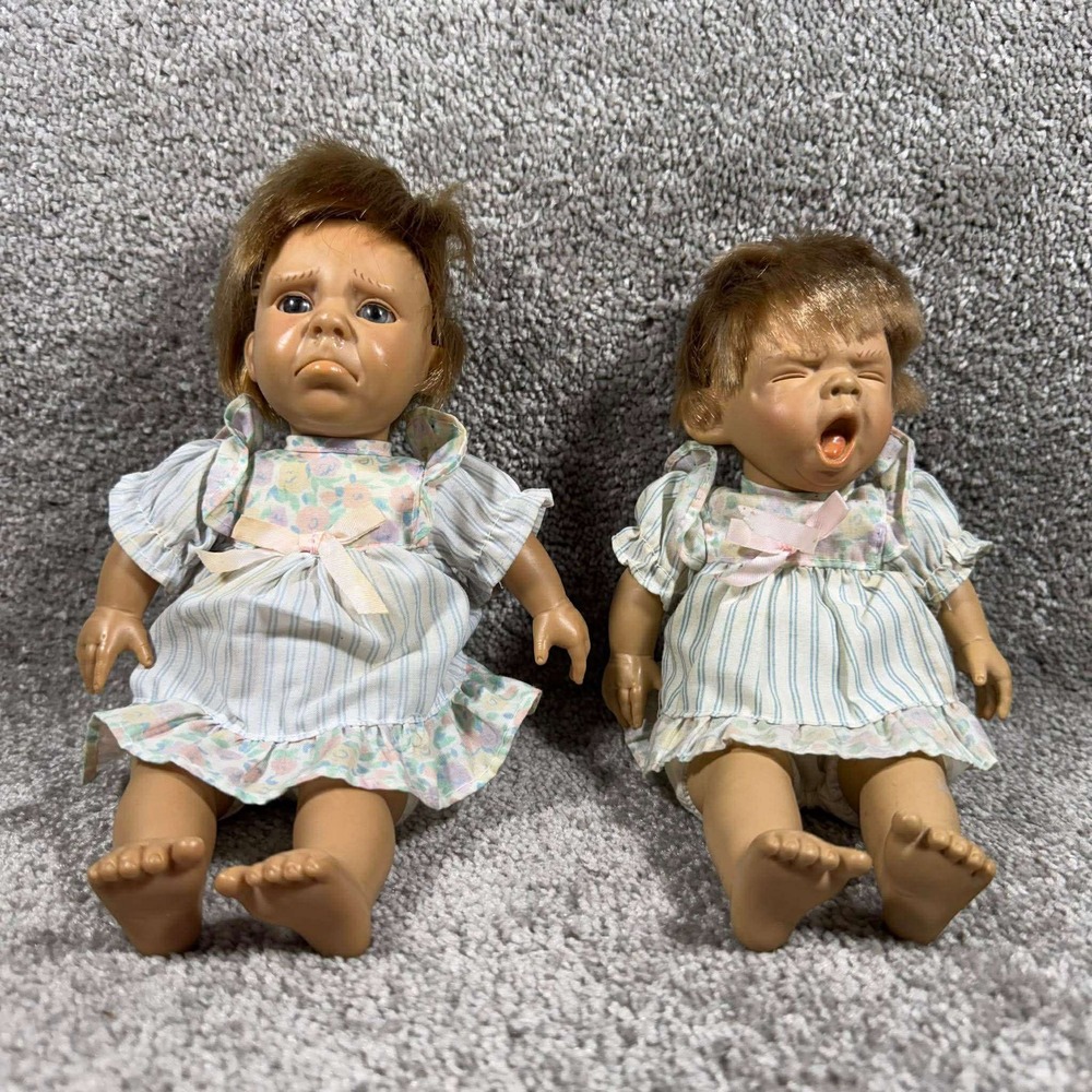 Berjusa Baby Dolls Blue Crying Yawning Expressive Vinyl Made in Spain Set